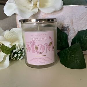 Bath and body works single wick Mother’s Day candle